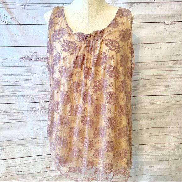 CAbi Tops - CAbi lavender Lace overlay Cami Top